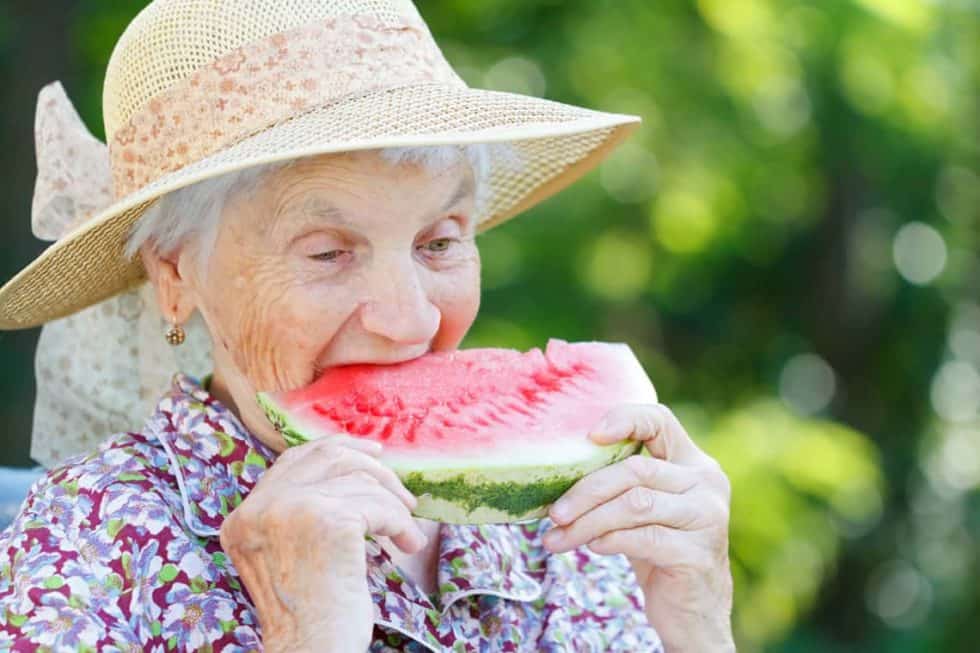 Helping Others With Alzheimer's Eating Tips for Alzheimer’s Patients